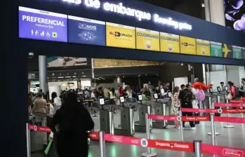 Migración Colombia calculó 1,27 millones de entradas y 1,21 millones de salidas durante el período de vacaciones de mitad de año. Foto: Colprensa