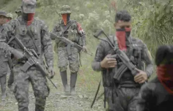 Grupos como el Ejército de Liberación Nacional (ELN) y disidencias de las Farc han diversificado sus ingresos hacia economías ilícitas menos visibles, como el tráfico de minerales estratégicos. FOTO: Colprensa. 