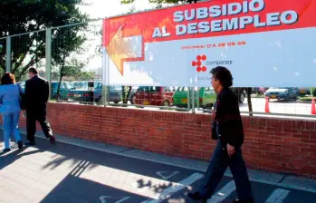 El subsidio de desempleo incluye pagos escalonados, aportes a salud y pensión, y una cuota monetaria para quienes cumplen con los requisitos. FOTO: Colprensa