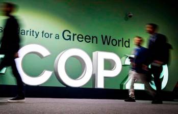 Reunión plenaria en la COP29 en Bakú, donde representantes de casi 200 países discutieron el futuro de la financiación climática y los desafíos del cambio climático global. FOTO AFP