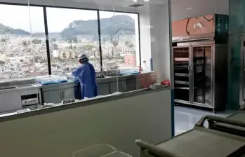 El Instituto Nacional de Cancerología anunció que a partir del próximo 1 de mayo dejará de prestar servicios a nuevos pacientes afiliados de Nueva EPS. FOTO COLPRENSA