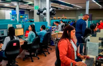 La OCDE advirtió que los jóvenes con educación universitaria enfrentan mayores dificultades para ingresar al mercado laboral. FOTO CAMILO SUÁREZ. 