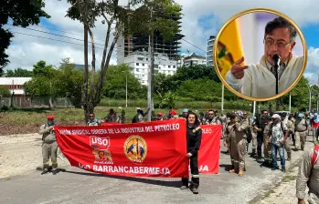 Gustavo Petro cuestionó el manejo histórico de recursos petroleros y pidió priorizar inversiones en energías limpias. FOTOS: Colprensa y cortesía USO 