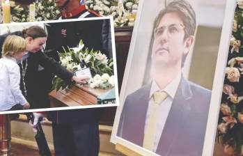 A un año de la muerte de Miguel Uribe Turbay, su familia continúa enfrentando el duelo. FOTO: Colprensa.