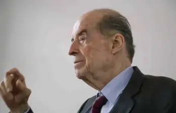 Álvaro Leyva Durán fue ministro de Relaciones Exteriores. Foto: Colprensa.