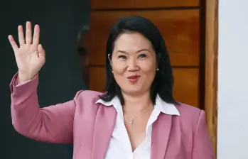 Keiko Fujimori recibió las credenciales como presidenta electa para el periodo 2026-2031 en Lima. FOTO: AFP