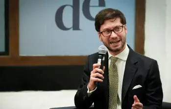 En septiembre de 2026, Sergio Esteban Vélez asumió el cargo de director del Instituto Caro y Cuervo. FOTO: Cortesía Instituto Caro y Cuervo. 