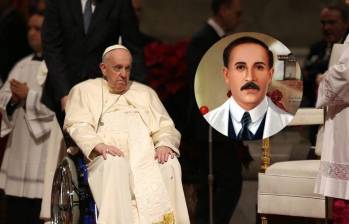 Desde el hospital, el papa Francisco sostuvo una audiencia donde se autorizó la canonización del venezolano José Gregorio Hernández y de un laico italiano. FOTO: Getty y Vatican News