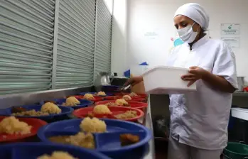 La persistencia de departamentos como Chocó, Sucre y La Guajira por encima del 47% evidencia que la mejora nacional no llega de manera uniforme a todos los territorios. FOTO: El Colombiano.