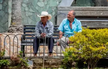 Algunos pensionados tendrán descuentos en sus mesadas. FOTO EL COLOMBIANO. 