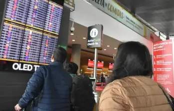 En las terminales aéreas se prevé una movilización de 4,4 millones de pasajeros. FOTO: Colprensa.