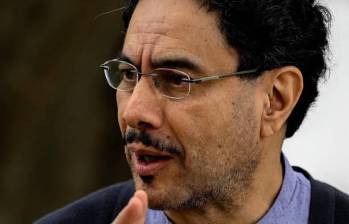 Iván Cepeda aseguró que se encuentra bien de salud y explicó cómo loa afectó el cáncer en el pasado. FOTO: AFP.