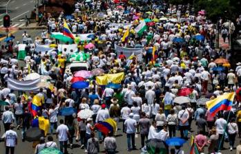 Desde la asociación de la Reserva Moral de Colombia se anunció que el miércoles 18 de octubre, en dos semanas, le corresponderá el turno a la oposición para salir a las calles. FOTO: JULIO CESAR HERRERA
