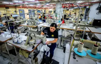 Según el último reporte del Dane para mayo de 2025, la tasa de desempleo nacional bajó 1,3 puntos porcentuales frente a mayo de 2024, al pasar de 10,3% a 9%. FOTO: El Colombiano