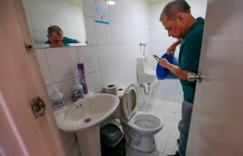 En Colombia cerca de 1,4 millones de personas no cuentan con puntos de lavado de manos en sus casas. FOTO ESNEYDER GUTIÉRREZ