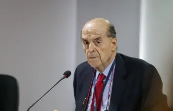Álvaro Leyva, excanciller de Colombia, es acusado de un intento de golpe de Estado en contra del Presidente Gustavo Petro. Cortesía, Colprensa.