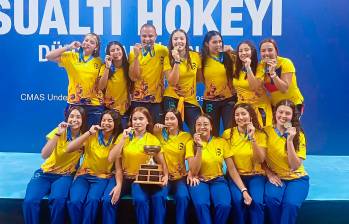 El equipo sub-19 femenino caméon. FOTO CORTESÍA