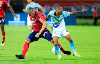 El defensor del Medellín Daniel Londoño y una tarea pendiente en la Copa Betplay. FOTO CAMILO SUÁREZ