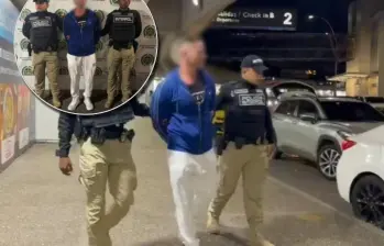 El ciudadano argentino fue capturado en el aeropuerto José María Córdova de Rionegro y quedó a disposición de la Fiscalía mientras se define su extradición. FOTO: X de DIJIN (@DIJINPolicia)