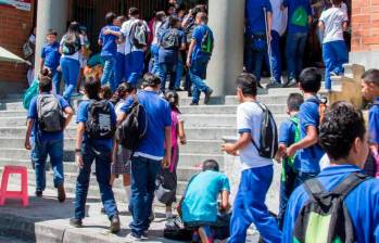 La circular señala límites en los útiles escolares que piden los colegios privados. FOTO: Archivo