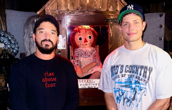 Matt Rife y Elton Castee son los nuevos custodios de la muñeca annabelle tras la muerte de Dan Rivera. Imagen, redes sociales. 