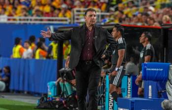 Néstor Lorenzo busca elegir a su asistente técnico, pero el posible nombramiento de Reyes evidencia que la Federación también tiene voz y voto en esa elección. FOTO: juan Antonio Sánchez