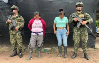 Desarticulada presunta red de reclutamiento infantil: Ejército Nacional capturó a “La Suegra” en el Amazonas. FOTO: EJÉRCITO NACIONAL DE COLOMBIA.
