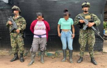 Desarticulada presunta red de reclutamiento infantil: Ejército Nacional capturó a “La Suegra” en el Amazonas. FOTO: EJÉRCITO NACIONAL DE COLOMBIA.