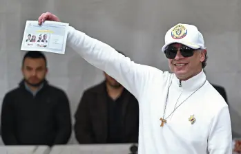El preconteo permite conocer rápidamente una tendencia de los resultados electorales, pero el escrutinio realizado por las autoridades electorales es el único proceso que tiene validez legal para declarar oficialmente a los ganadores. FOTO: AFP. 