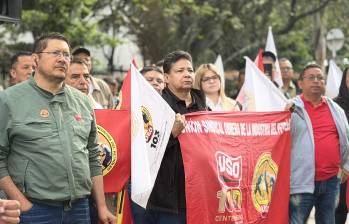La organización sindical advirtió que una transición energética que no cuente con un plan claro y realista de reemplazo de ingresos podría poner en riesgo la viabilidad de Ecopetrol, la principal empresa del país. Foto: Tomada de X