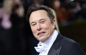 Con un nuevo plan de remuneración de Tesla, Elon Musk —ya el hombre más rico del planeta— podría convertirse en trillonario. FOTO: Getty