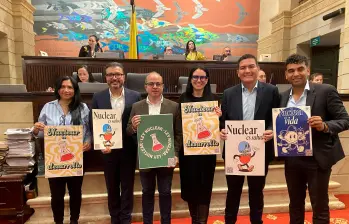 Promotores de la Ley Nuclear celebran la aprobación lograda en la Cámara de Representantes. FOTO tomada de X