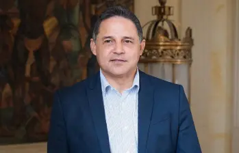 Alfredo Deluque es senador de La U. Oriundo de La Guajira, llegó a Bogotá en sus épocas universitarias y habría compartido hasta en fiestas con el hoy presidente electo. Foto: Colprensa
