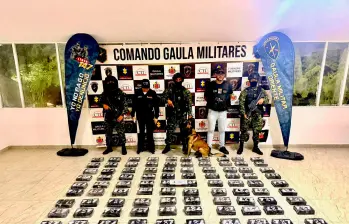 La droga fue hallada en un sitio localizado en San Antonio de Pereira, de Rionegro. FOTO: CUARTA BRIGADA