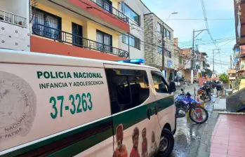La Policía de Infancia y Adolescencia constató que, además de resistirse a ser ayudada, la menor estaba en un aparente estado de abandono y afirmó no tener familia. Foto: Mauricio Andrés Palacio Betancur.