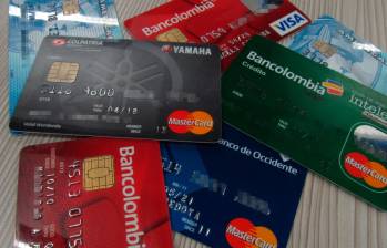 Constantemente hay denuncias de personas que aseguran que sus contraseñas y tarjetas fueron “hackeadas” o “clonadas”. FOTO EL COLOMBIANO