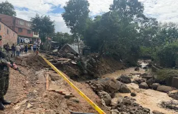 La creciente súbita de la quebrada Yayata, en el municipio de Silvania, Cundinamarca, provocó daños en varias viviendas. FOTO: GESTIÓN DEL RIESGO CUNDINAMARCA