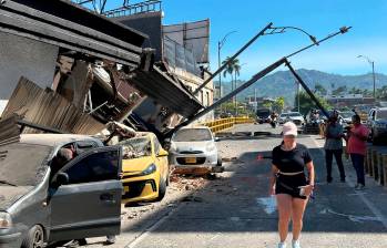 Tres días después del terremoto, la respuesta del sector eléctrico muestra un avance significativo: los cascos urbanos de los municipios afectados ya están energizados y el porcentaje de clientes pendientes se redujo de manera considerable. FOTO: AFP
