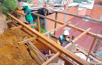 En tres casos los funcionarios procedieron a ordenar la remoción de las obras que habían sido hechas de manera ilegal. FOTO ALCALDÍA