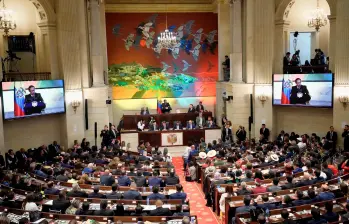 Durante diciembre, el Congreso discutió, debatió y hundió la reforma tributaria que buscaba recaudar $16 billones. FOTO Colprensa