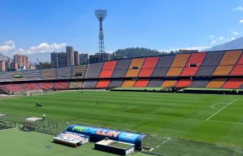 La cancha del Atanasio Girardot se encuentra en perfecto estado para el clásico entre Nacional y DIM. FOTO CORTESÍA INDER