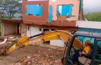 Demolieron 13 casas de Amagá, Antioquia, señaladas de ser usadas para el microtráfico