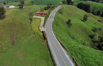 Esta vía reducirá los tiempos de transporte hasta 25 minutos. FOTO: GOBERNACIÓN DE ANTIOQUIA