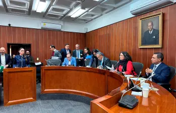 La reforma laboral se debatirá en la Comisión Cuarta del Senado, que preside Angélica Lozano. FOTO CORTESÍA SENADO