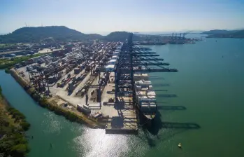 En los puertos de Puerto de Balboa y Puerto de Cristóbal se movilizaron más de 3,88 millones de TEUs en el último año, cerca del 40% de la carga contenedorizada de Panamá. FOTO AUTORIDAD MARÍTIMA DE PANAMÁ