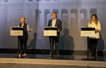 Claudia López, Sergio Fajardo y Paloma Valencia. Foto: Julio César Herrera, EL COLOMBIANO