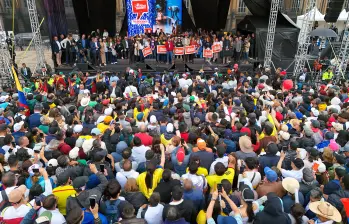 El presidente Gustavo Petro desde la Plaza de Bolívar en Bogotá. FOTO: Presidencia