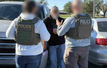 ICE puso en marcha una investigación para identificar posibles casos de registro o voto ilegal de personas no ciudadanas en Estados Unidos. FOTO: @HSIChicago.