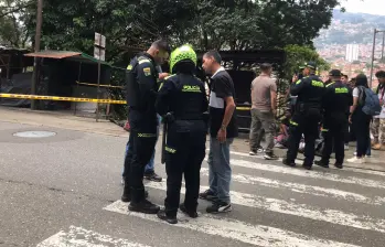 Un hombre fue asesinado en el barrio Tricentenario, noroccidente de Medellín, luego de que sus homicidas lo vinieran persiguiendo. FOTO: LAURA ROSA JIMÉNEZ VALENCIA