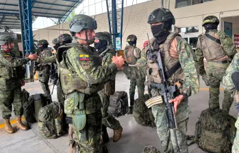 El Ejército de Ecuador desplegó escuadrones de fuerzas especiales en la frontera con Colombia. FOTO: Cortesía Ejército Ecuador